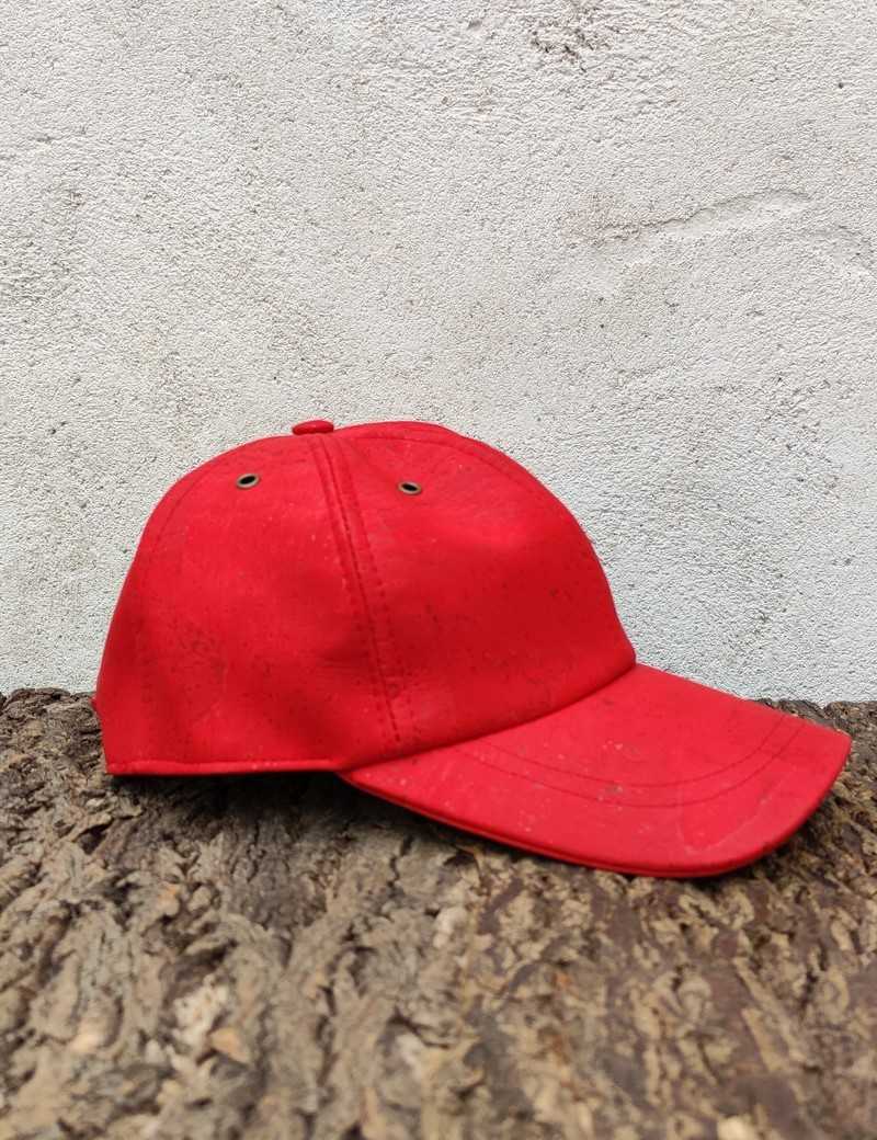 Casquette teinté rouge Casquette teinté rouge