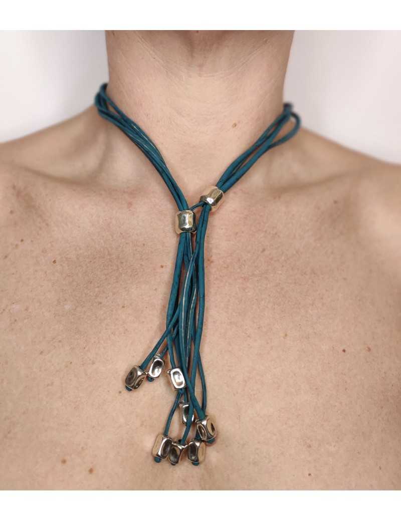 Collier fil turquoise Collier fil turquoise