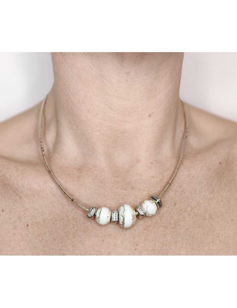 Collier perles blanches Collier perles blanches